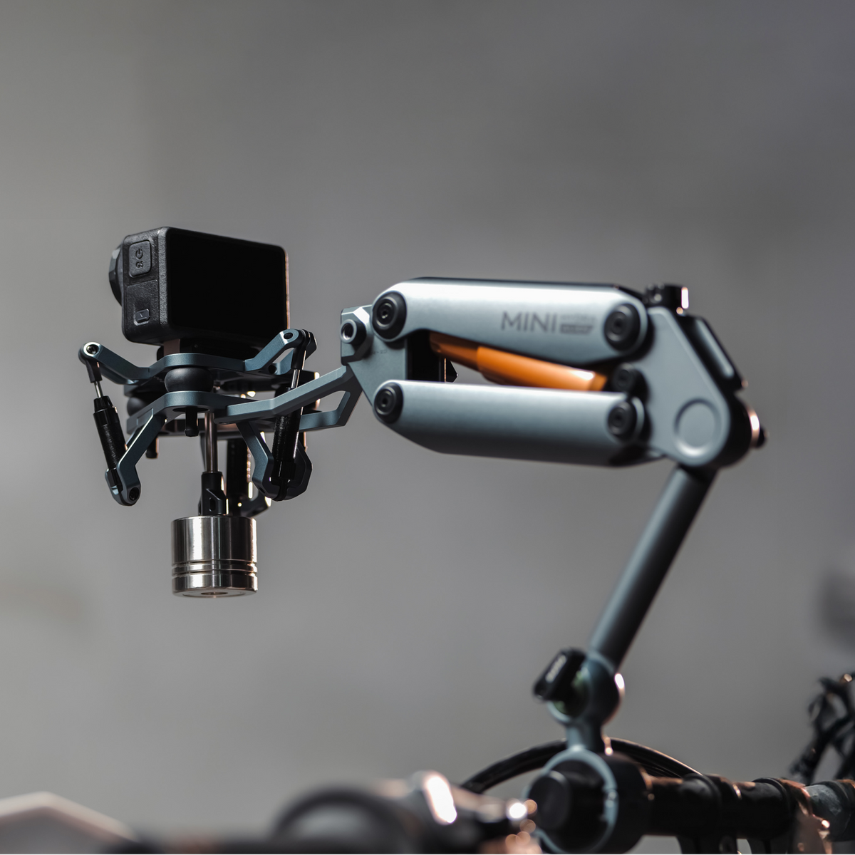 Shock Absorbing Head for Hydra Alien Mini (Universal) – Titanium Grey