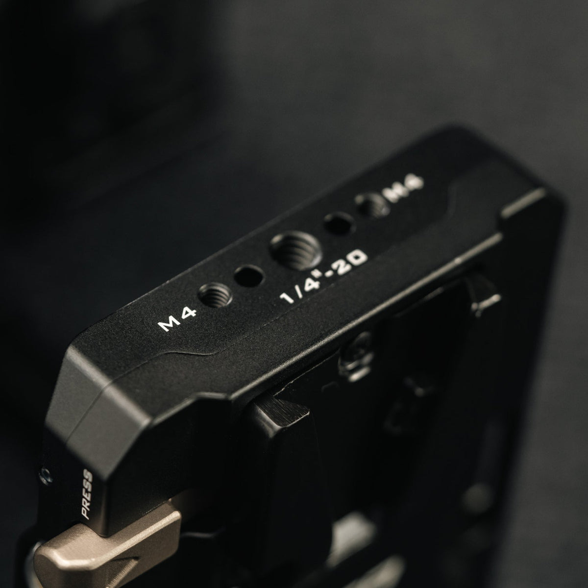 Tilta Mini PD V Mount Battery Plate – Black