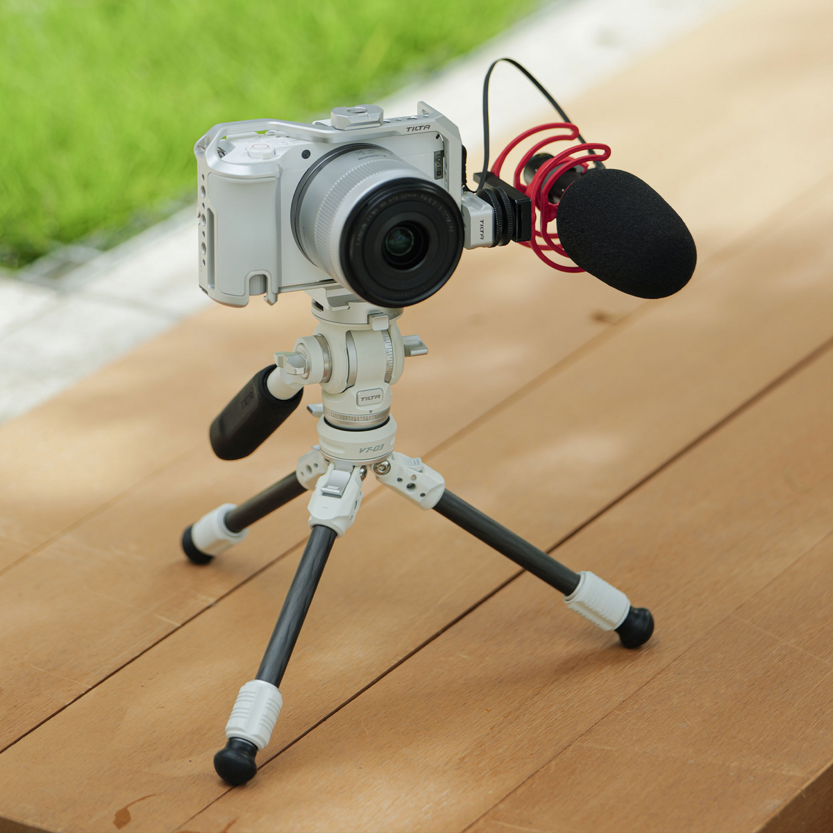 Full Camera Cage for Canon R50 V