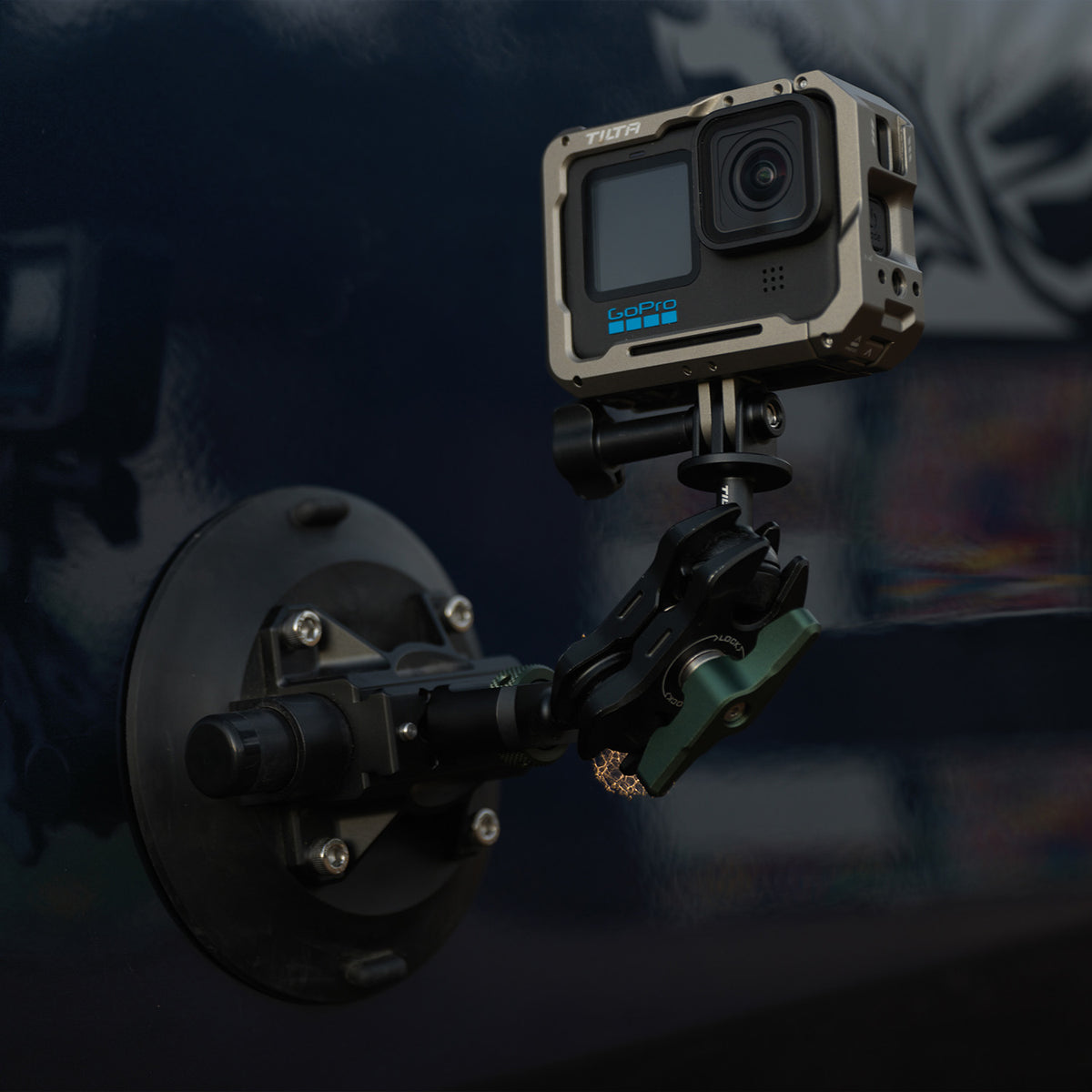 Universal Suction Cup (4.5″) with Mounting Bracket