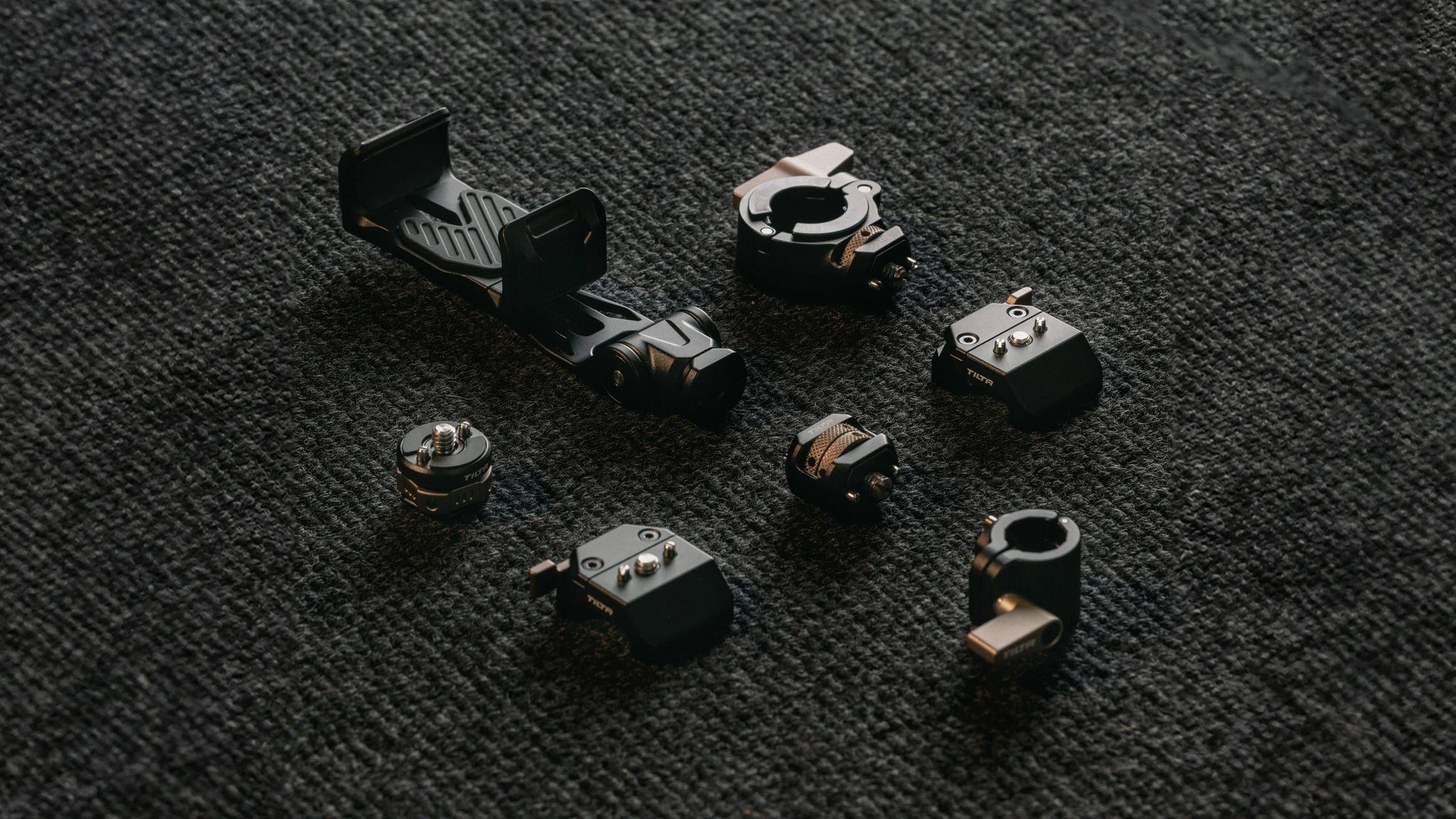Tilta Rotatable Phone Mounting Bracket V2 – Black