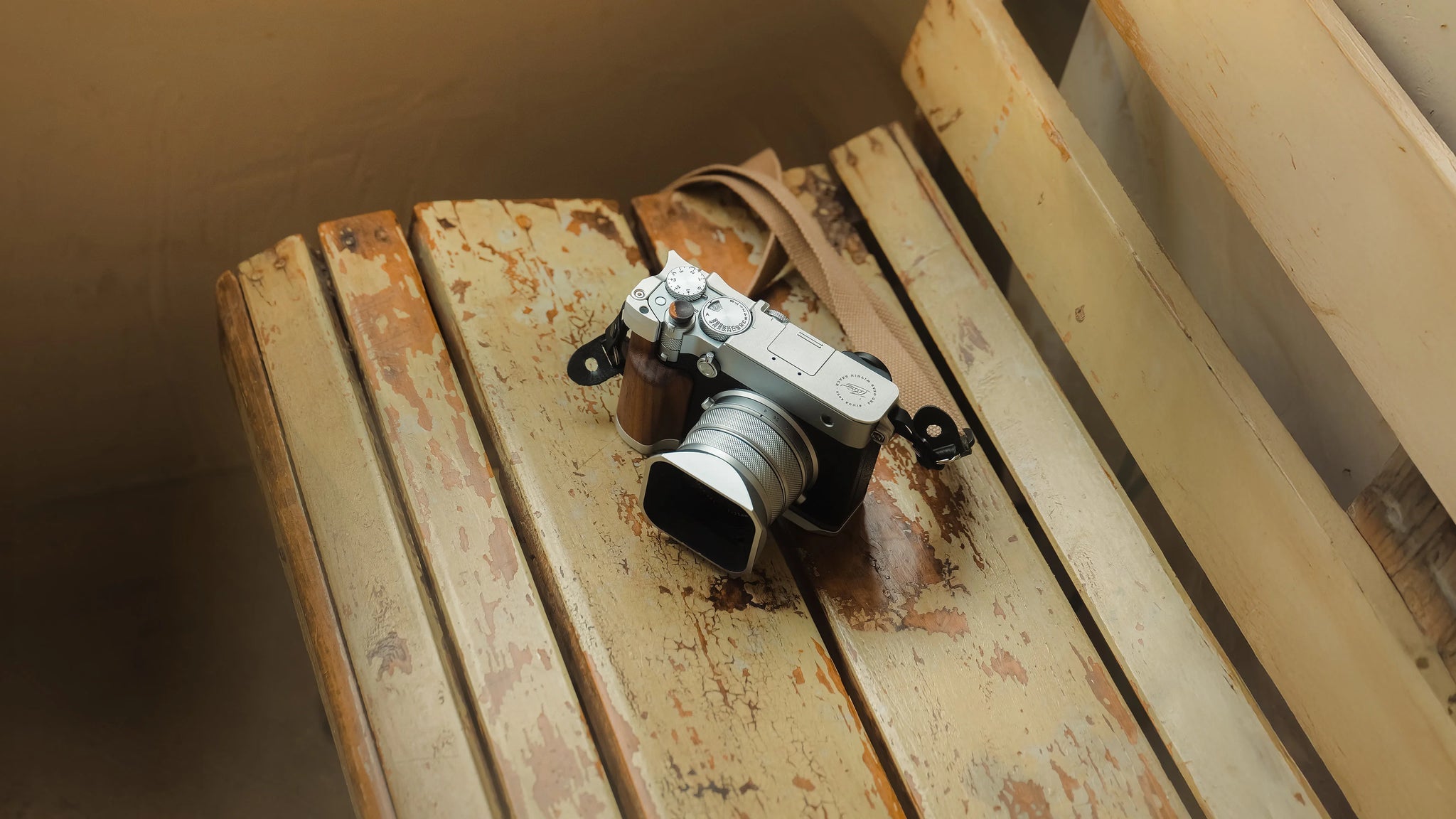 Vintage Camera Cage for Fujifilm GFX100RF Travel Kit