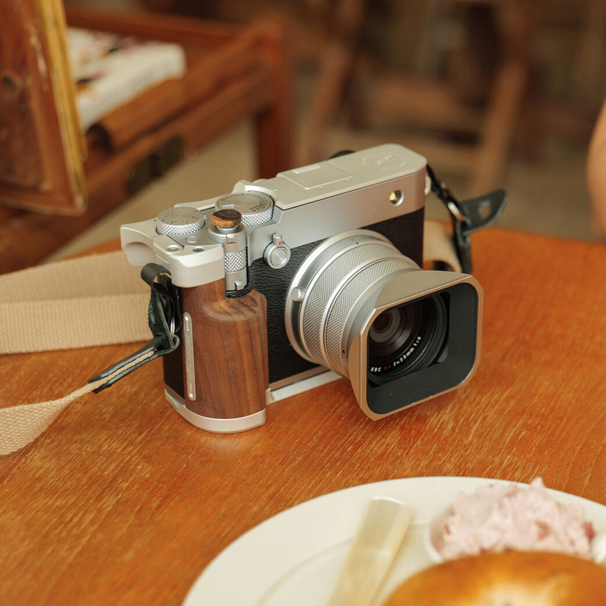 Vintage Camera Cage for Fujifilm GFX100RF Travel Kit