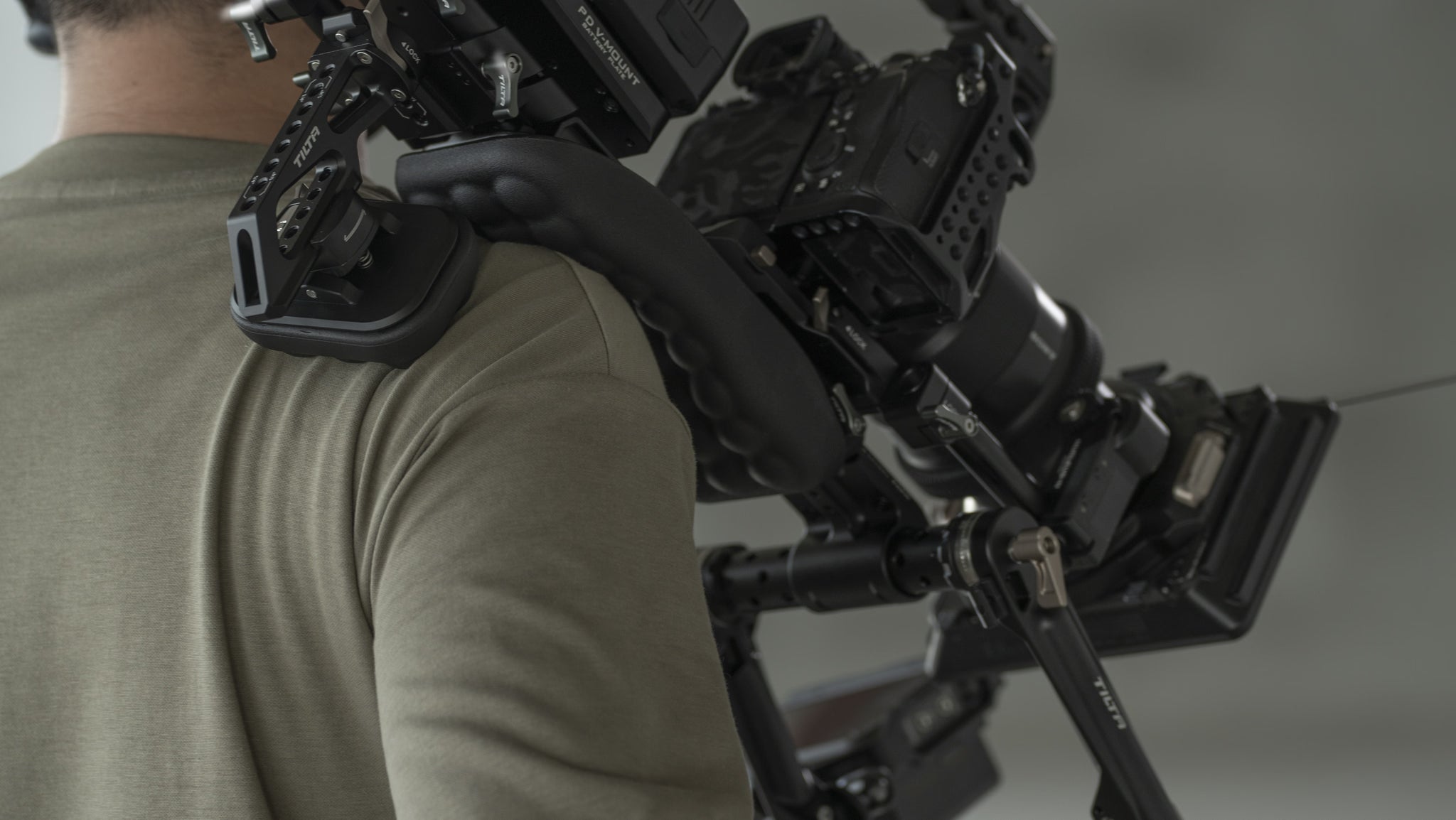 Tilta Lightweight Shoulder Rig - Black