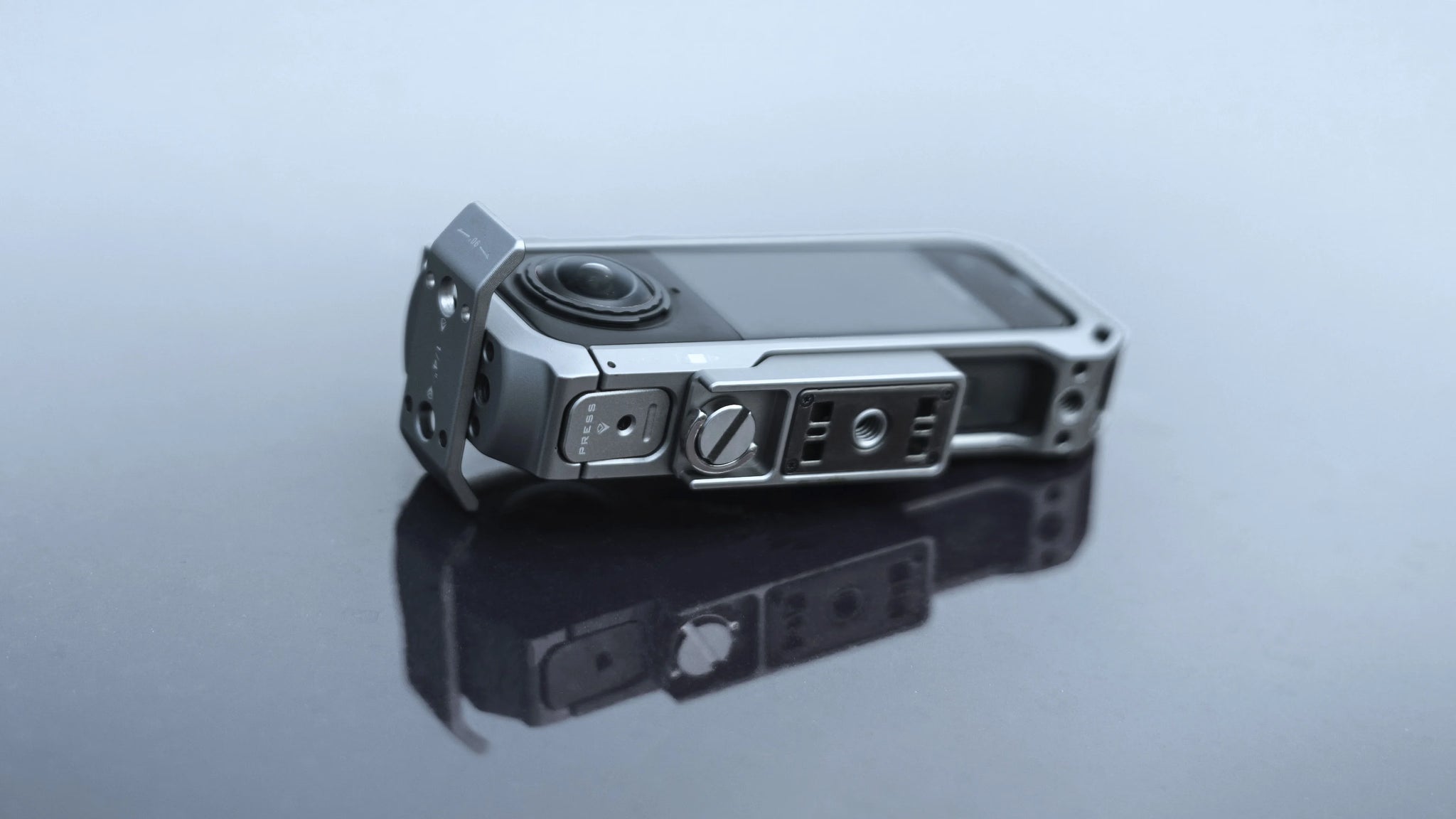 Full Camera Cage for Insta360 X5 – Titanium Grey